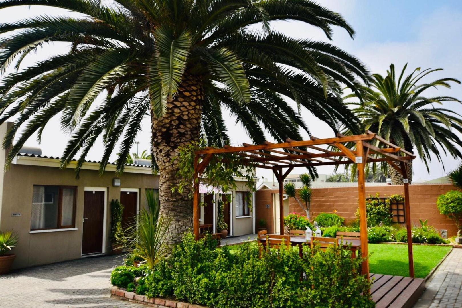 The Mole Guesthouse Swakopmund Exterior foto